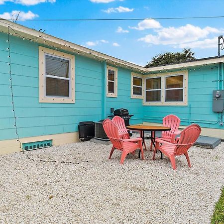 Quaint Gulfport Beach Bungalow San Petersburgo Exterior foto